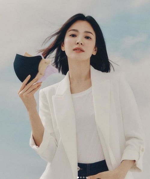 宋慧乔瘦出蚂蚁腰,40岁的女人状态超好,被称为行走的衣架子