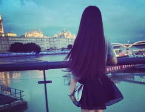 美国淫秽录像顾客40是女性,女人太色,还是男人让她寂寞