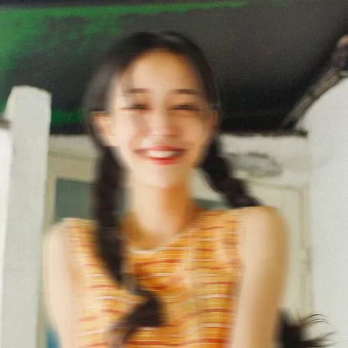 女生头像丨幸福就是,想到你就心安一面