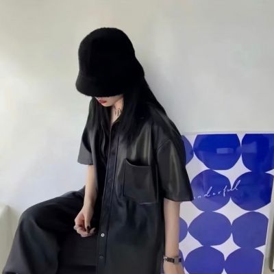 戴帽子遮脸女生头像,高清微信头像女生戴帽子遮脸的图片