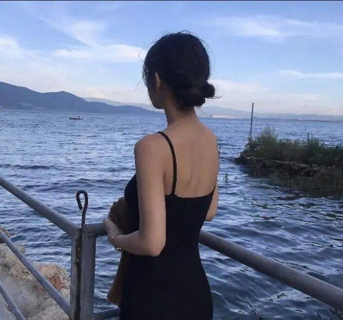 女生头像成熟稳重三十多岁背影