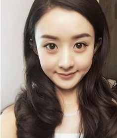 欧阳娜娜输给了大她10岁的谭松韵,而40多岁的林心如少女瘾也该过完了吧