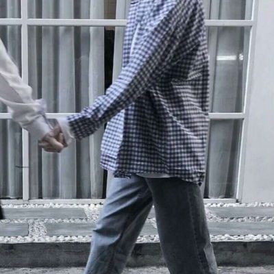 隔壁家小孩吃饱了情侣头像