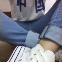 坐着的头像qq不带字坐女生头像