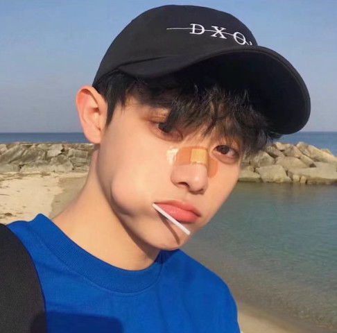 四十岁男人头像真实照片出轨