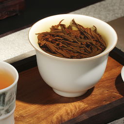 男人五十岁左右,多喝这样茶,激发雄性激素,更有男人味