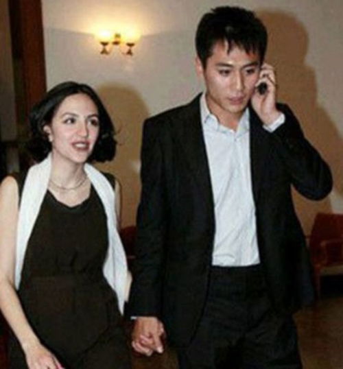 男神刘烨曾暗恋过袁泉,与谢娜相恋5年,今与法国妻子甜蜜幸福