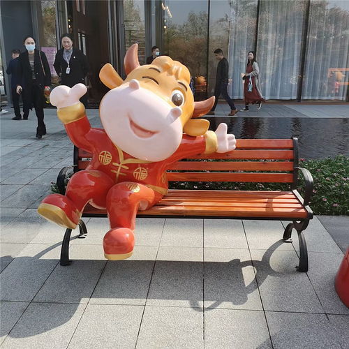 商业街美陈大号仿真招财迎宾卡通牛雕塑造型小品