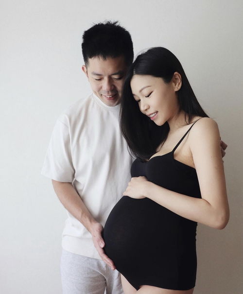 恭喜71岁老戏骨薛家燕将荣升奶奶,儿媳妇临盆在即拍孕照,疑一索得男