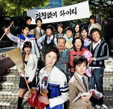 77岁三料影后,如今活成表情包,一生拍过百部戏,堪称神级奶奶专业户