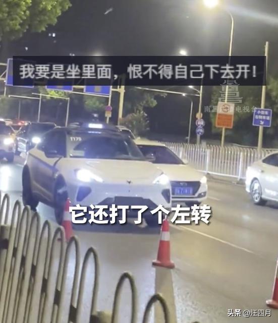 搞不赢了武汉街头勺萝卜大罢工,造成拥堵,帽子叔叔表情亮了