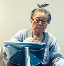 网红博主私生活直播我最喜欢她睡觉的姿势