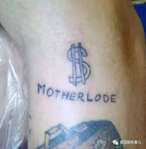 凭这丑到炸裂的纹身画风格,她成为了纹身界的新星,这画风简直有毒啊