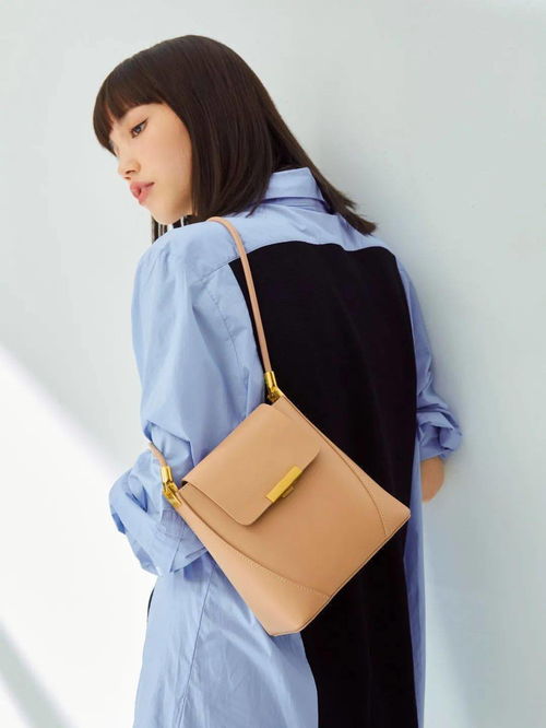 elle女包618出摊啦