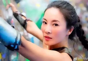 50岁辣妈被错当成儿子女朋友这个中国女人,凭什么惊呆外媒