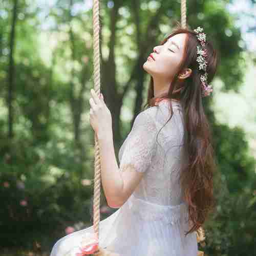 微信高清头像女荡秋千微信头像图片大全