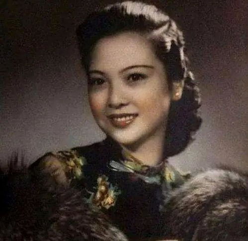 蒋介石败退台湾时,不忘带走三位军官太太,她们最后的结局如何