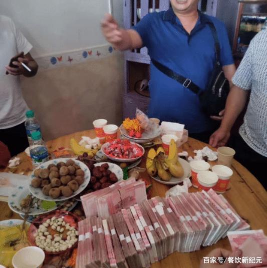 男多女少的九江,30万彩礼是最低档,为了儿子结婚父亲去贷款