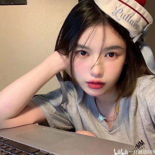 30多岁的女人好运微信头像检查