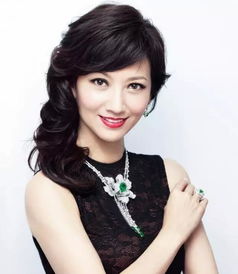 优雅知性女人不可缺少的三件翡翠饰品,你有吗