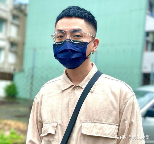 30岁男生的精致发型,清爽干净不会闷热,夏季满满的帅气时尚感