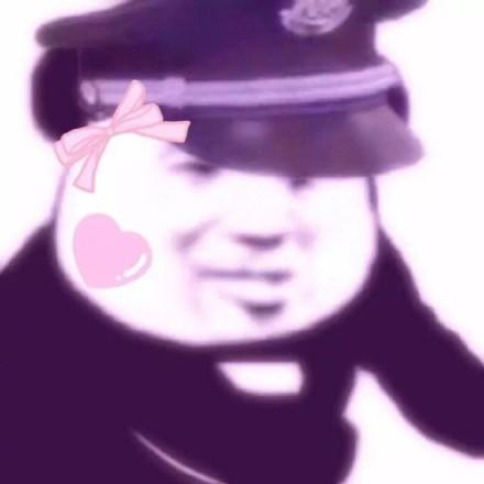 我珍藏的爆笑沙雕情侣头像表情包,一定要看,不满意就掐死我
