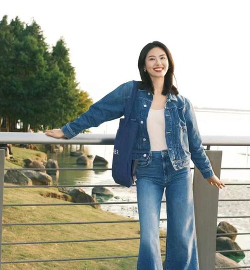 春天穿这5件薄外套,优雅气质又高级,适合4050岁女人