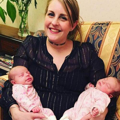 英男子心脏骤停致大脑受损,醒来忘记已婚,忘一次向妻子求婚一次