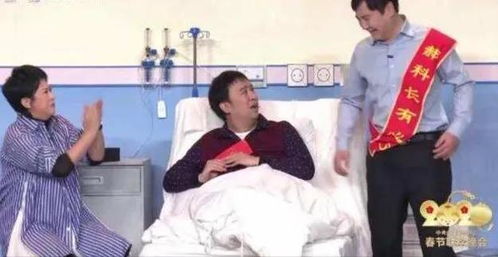沈腾去马丽家看新生宝宝被拒,只能看照片,马丽回复很幽默