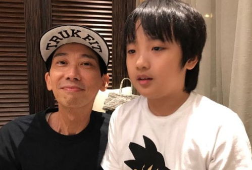 真大湾仔梦幻互动袁咏仪儿子发第一条微博,费曼5g冲浪留言