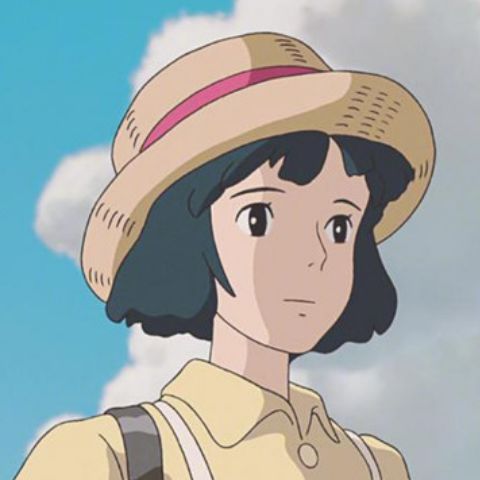 网易云热评爷爷坐在椅子上,拿着奶奶的遗照,他突然开口问我