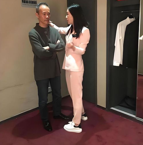 田朴珺分享私生活,疑和王石分床睡鼻子整容过度看起来非常怪