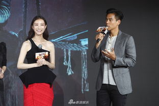 组图悟空传首映郑爽拍照搞怪小表情多又萌
