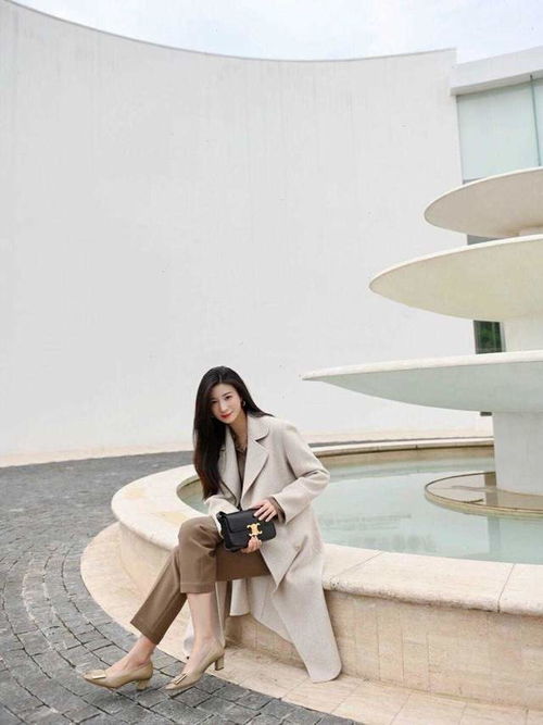 30岁40岁的女人怎么穿羽绒服大衣长裤时尚保暖,超好看