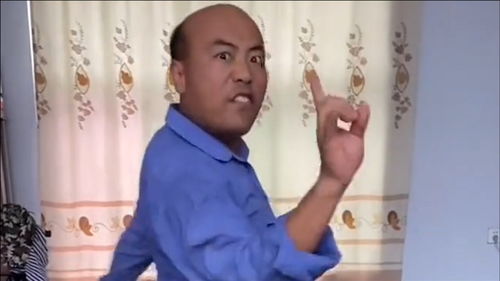 爆笑动作不到位没关系,表情这块必须拿捏到位