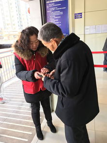 太原65岁以上老人又有新福利首批2509张老年人免费ic卡已进行开卡工作