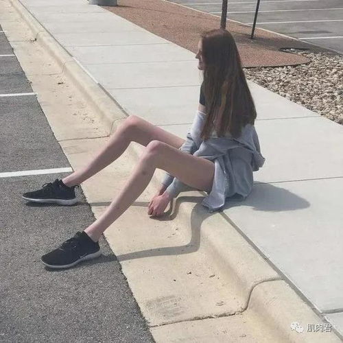 17岁少女腿长1米35真腿玩年的视觉盛宴,网友蚌埠住了