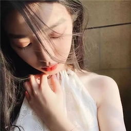 快手头像女生背影侧脸伤感总是那么不重要不被需要