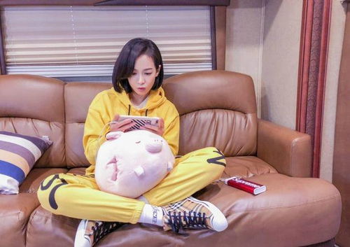 杨幂热巴靠薄荷绿变成了春姑娘