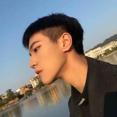 爱你却不联系你的男人,用这招治服他,保管服服帖帖