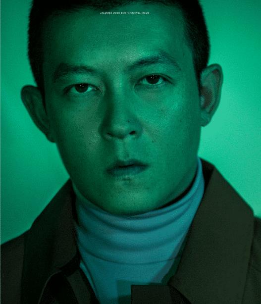 因直播被嘲又老又丑,40岁陈冠希为挽尊素颜登封面,颇有当年的风范