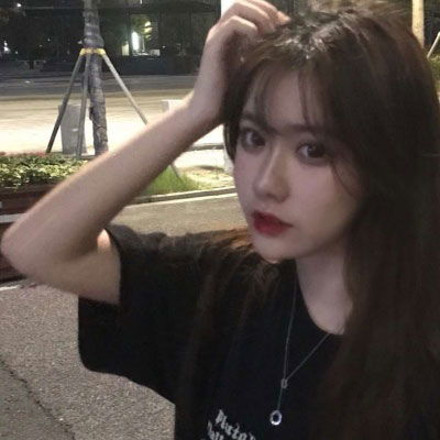 头像女霸气冷酷无情戒烟戒酒也不戒你