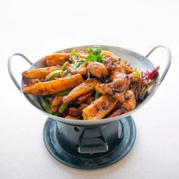 渥太华无敌好吃的创意餐厅竟大搞优惠活动香辣牛蛙麻辣香锅等惊喜不断
