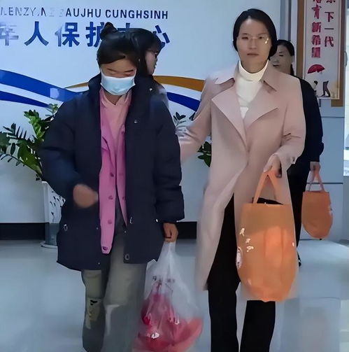 16岁女孩被父母卖了26万,逃走被追回后报警抗挣背后藏着隐患