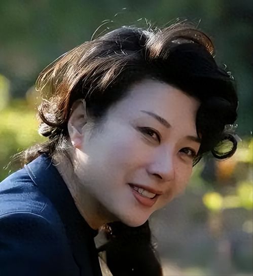 国家一级演员长得漂亮演技好,为人低调0绯闻,60岁婚姻成迷