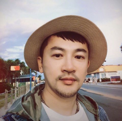 苏有朋美国纽约留学,比胡歌还低调,幼时不让去辅导班就绝食