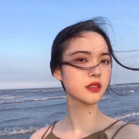 王晓白莎莎说可以换头像了国乒庆阳路透之吃饭篇王楚钦问莎莎呢,莎莎正更换头像与背景图