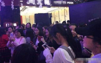 搞笑的表情包动态男友出租