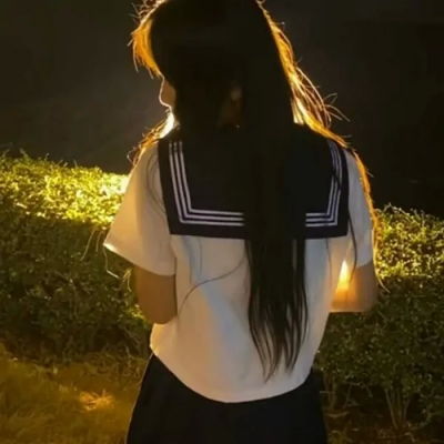 温柔意境侧面背影女头除了浪女生头像我要个性网