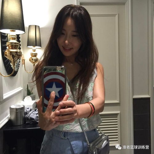 逆天50岁的她就像18岁少女,我居然想和阿姨恋爱了
